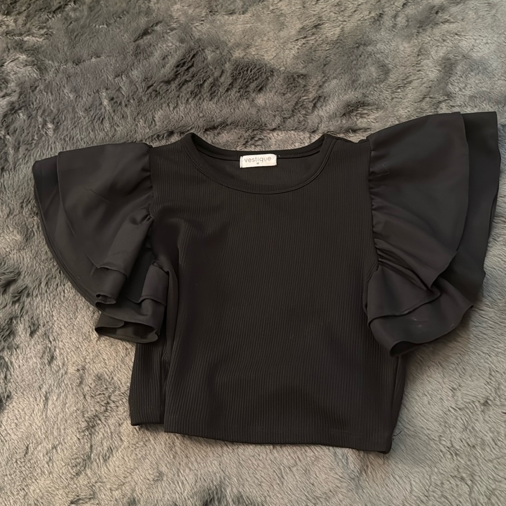 Vestique Ruffle Black Top